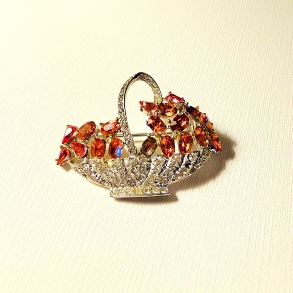 Rare Joseph Wiesner 1940’s Vintage Flower Basket Pin Brooch